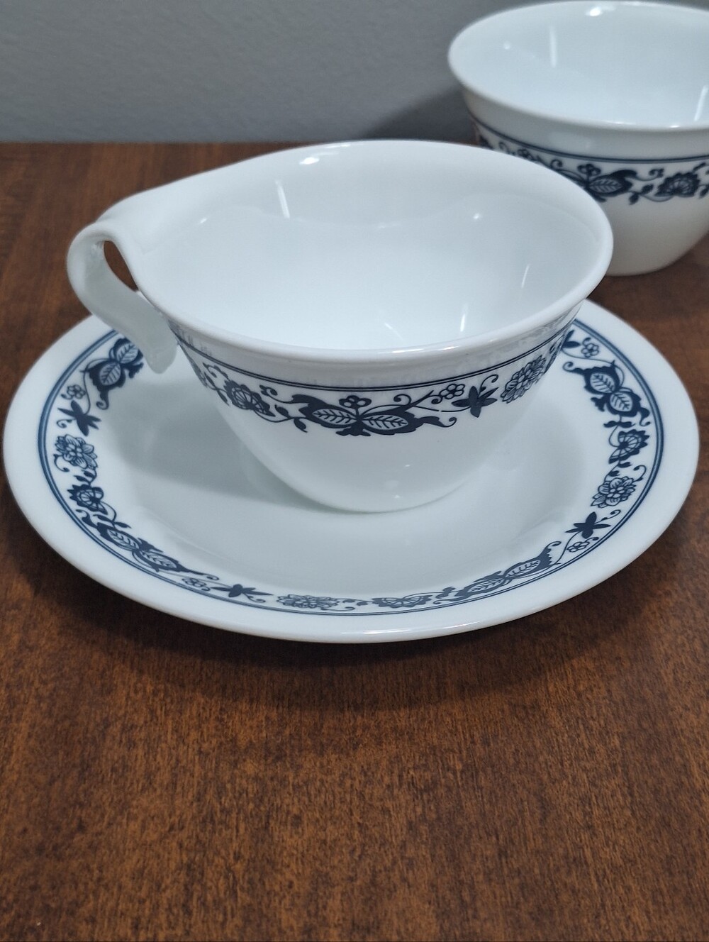 Vtg Set Of 4 Corelle Old Town Blue Onion Cup & Saucer  Cottagecore Floral Navy
